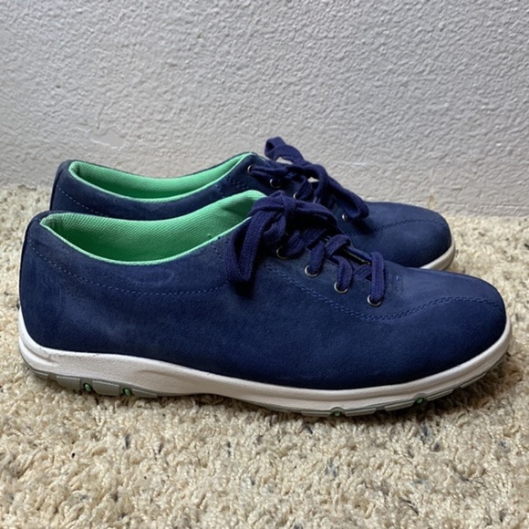 Duluth Trading Co royal blue suede lace up casual trainers sneakers size 8 M - Picture 3 of 11